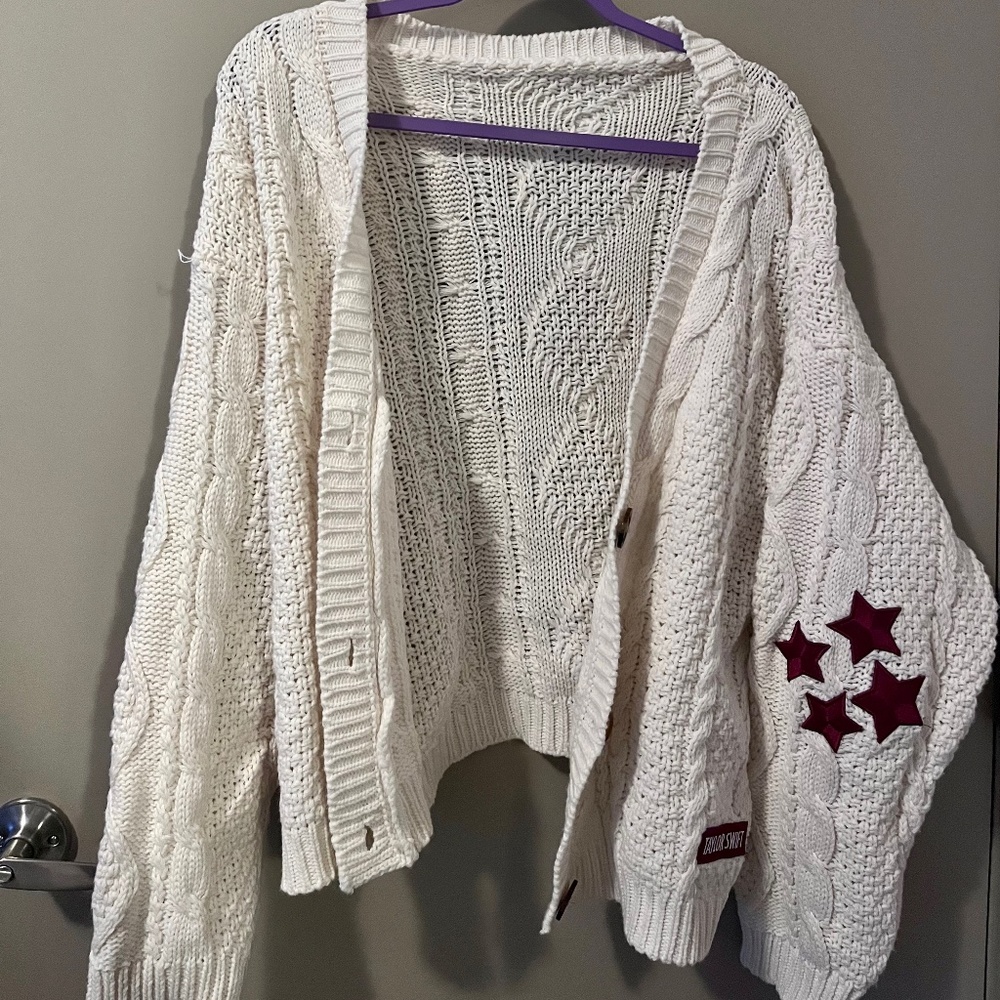 Red(Taylor’s Version) Cardigan